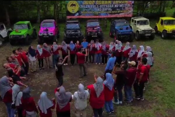 Galeri Jeep Coban Talun 16