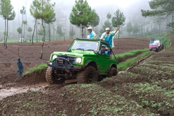 Galeri Jeep Coban Talun 2